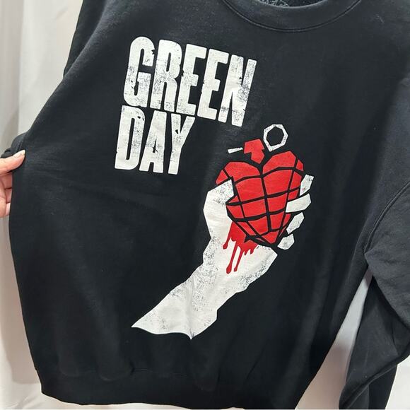 Green day black crewneck sweater mens size large - Picture 3 of 6